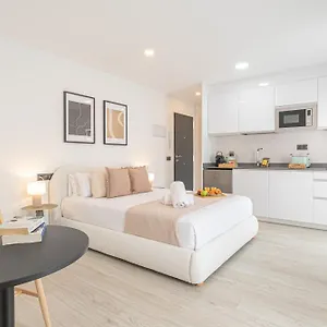 Dobo Postigos Apartamento Málaga